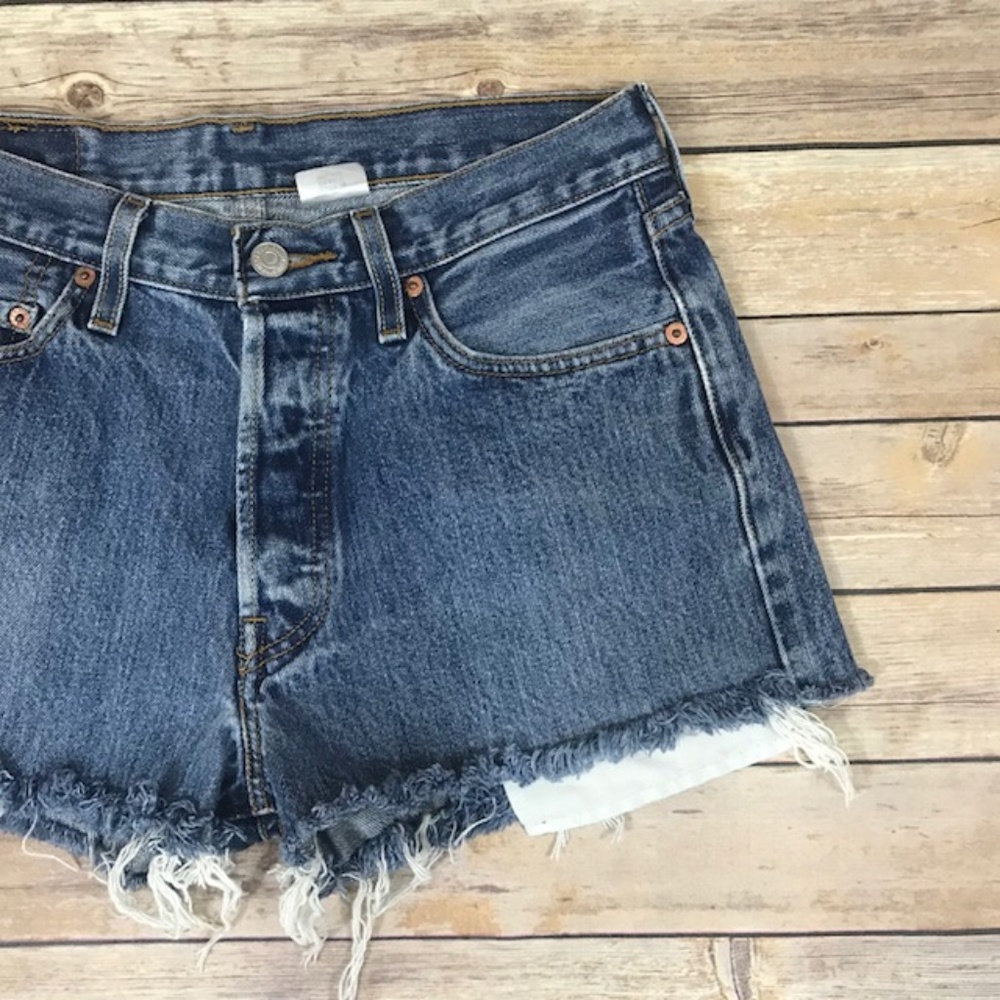 Levi's High Waist Vintage Denim Shorts Size 30W